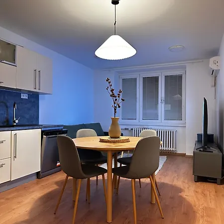 Apartment Nina - Old Town, Ac