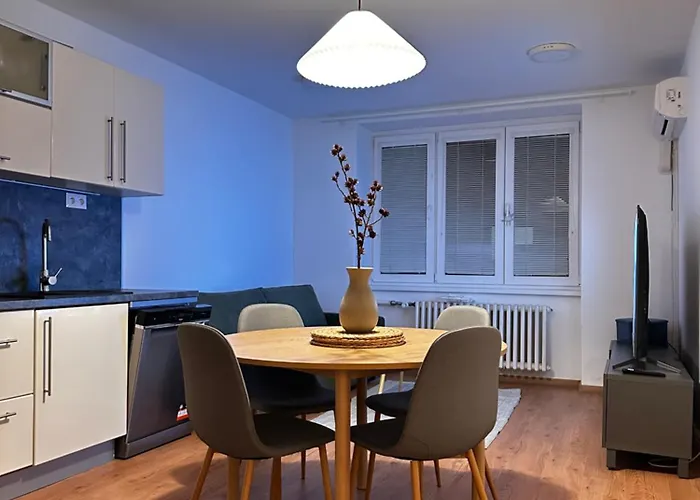 דירה Nina - Old Town, Ac