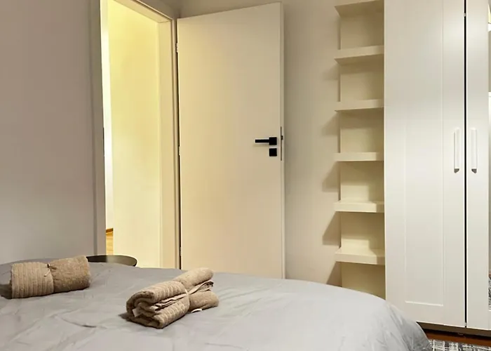 Nina - Old Town, Ac *